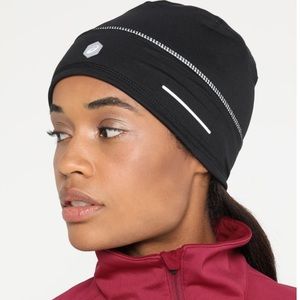 ASICS NWT Lite-show Beanie